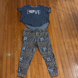 Women's Love Graphic Pajama Set - Blue and Gray